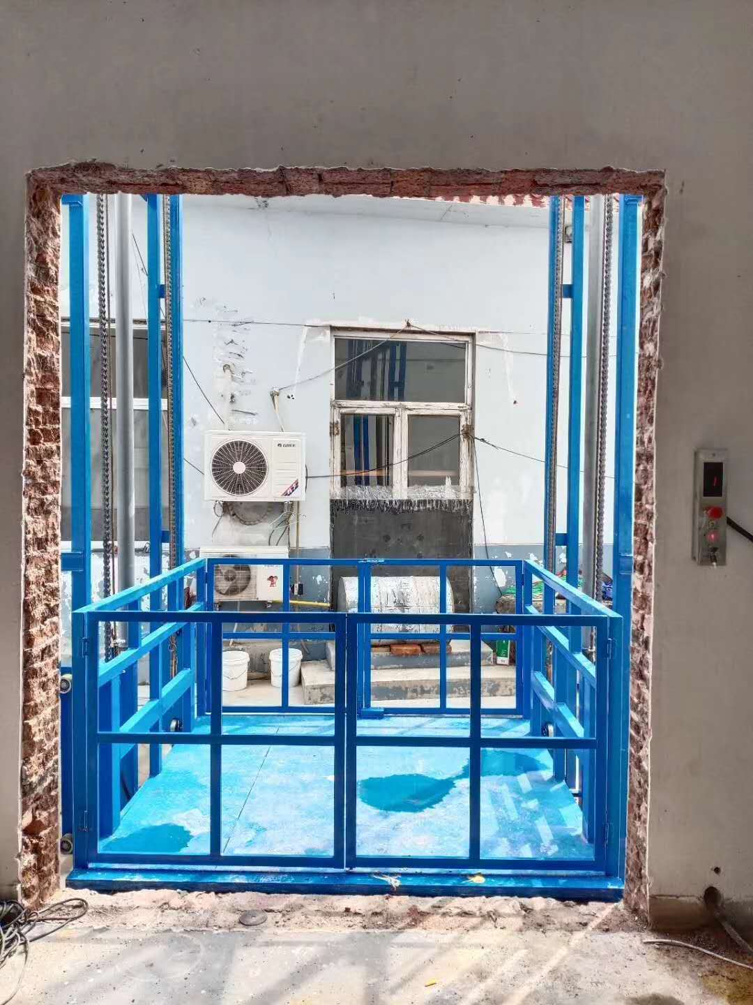 江西景德镇皇寝家具货梯安装完毕 江西景德镇皇寝家具货梯安装完毕